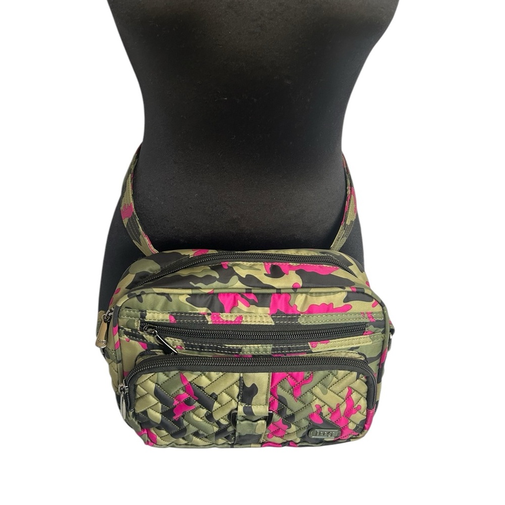 LUG Carousel Convertible Camo Green Pink Crossbody or to a Belt Bag Travel Purse - Picture 10 of 16